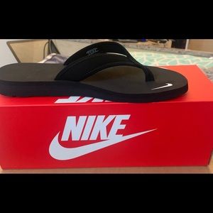 Women Nike Thong Sandals